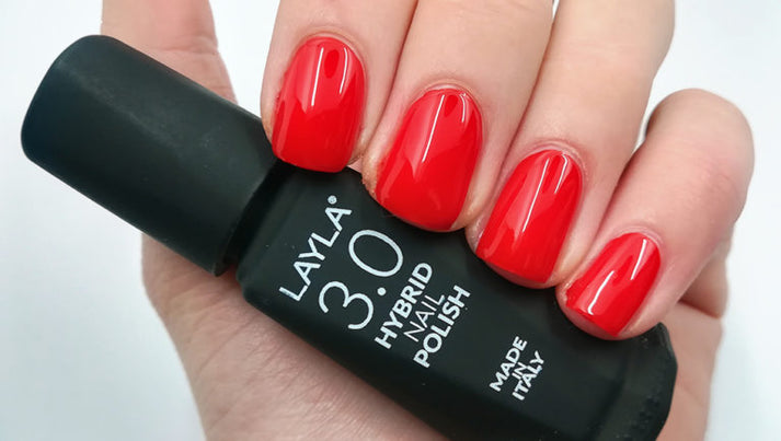 Layla Cosmetics 3.0 Hybrid Nail Polish N.12 Data Red - Lac de Unghii Clasic