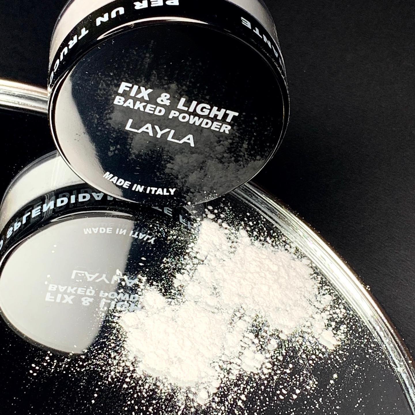 Layla Cosmetics Fix and Light Baked Powder No 1 - Pudra Coapta