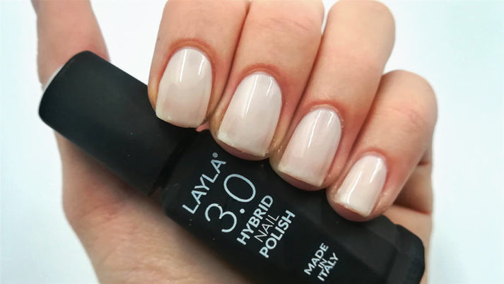 Layla Cosmetics 3.0 Hybrid Nail Polish N.1 Candid Clone - Lac de Unghii Clasic