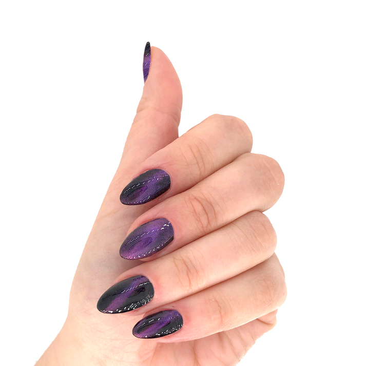 Layla Cosmetics Cat Eye Gel Polish N.5 Pussy - Oja Semipermanenta Efect Cat Eye