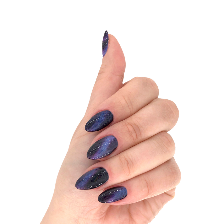 Layla Cosmetics Cat Eye Gel Polish N.7 Seven Lives - Oja Semipermanenta Efect Cat Eye