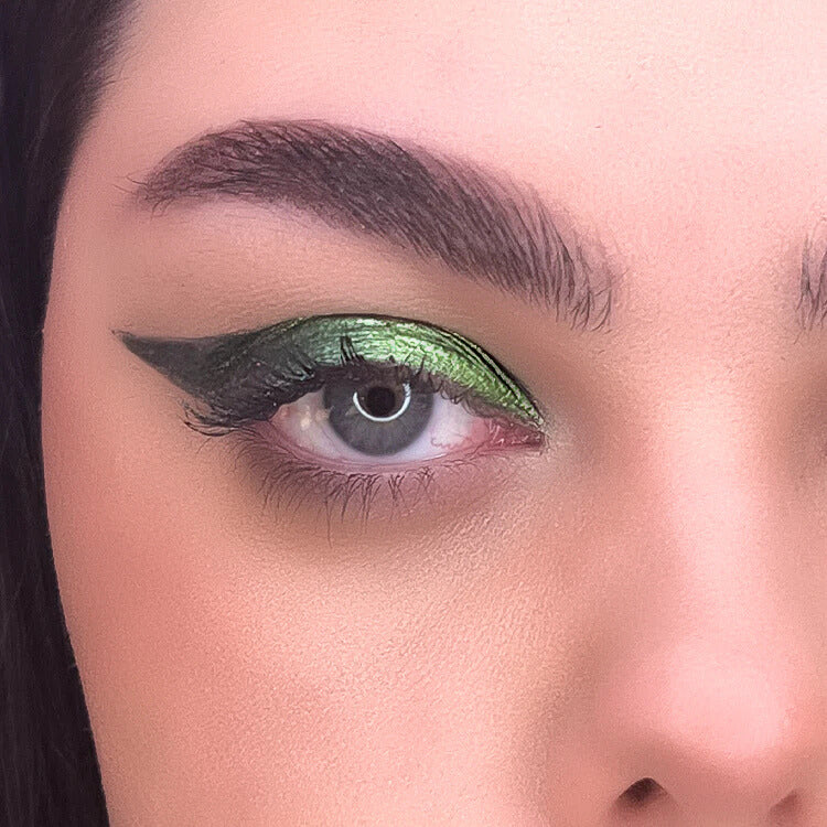 Layla Cosmetics Rarity Trichrome Liquid Eyeshadow N. 5 MALACHITE – Fard de Ochi