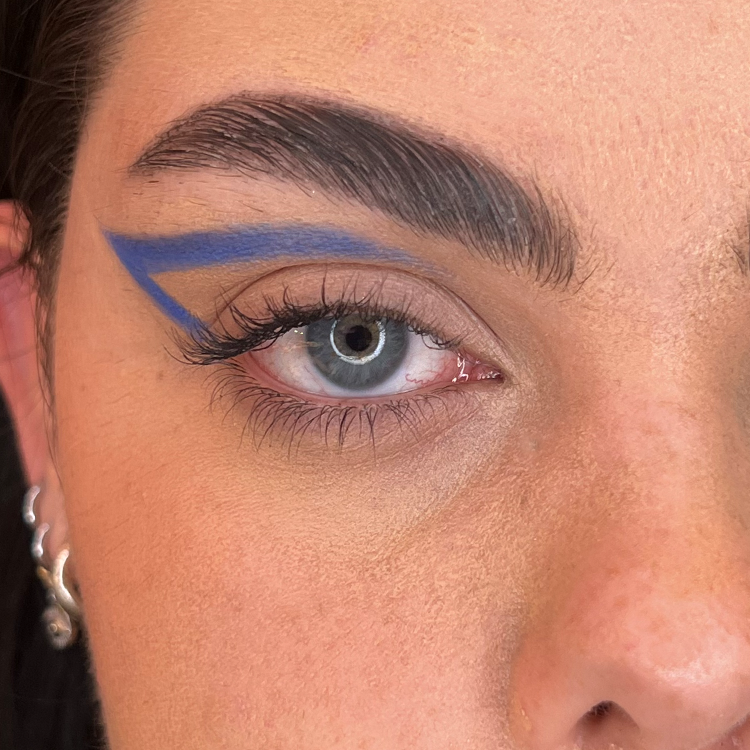 Layla Cosmetics Blue Eyeliner Waterproof - Creion Contur Ochi Rezistent la Apa Albastru
