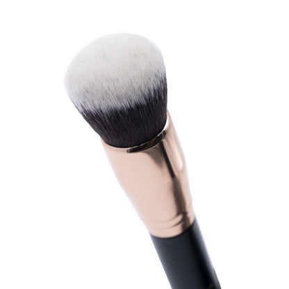 Layla Cosmetics Hybrid Finishing Brush F105 - Pensula pentru Aplicarea Iluminatorului