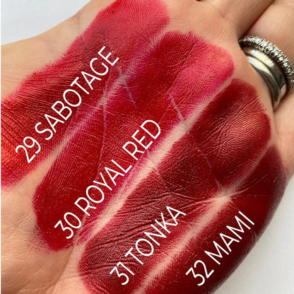 Layla Cosmetics Immoral Shine Lipstick No 30 Royal Red - Ruj Intens Hidratant
