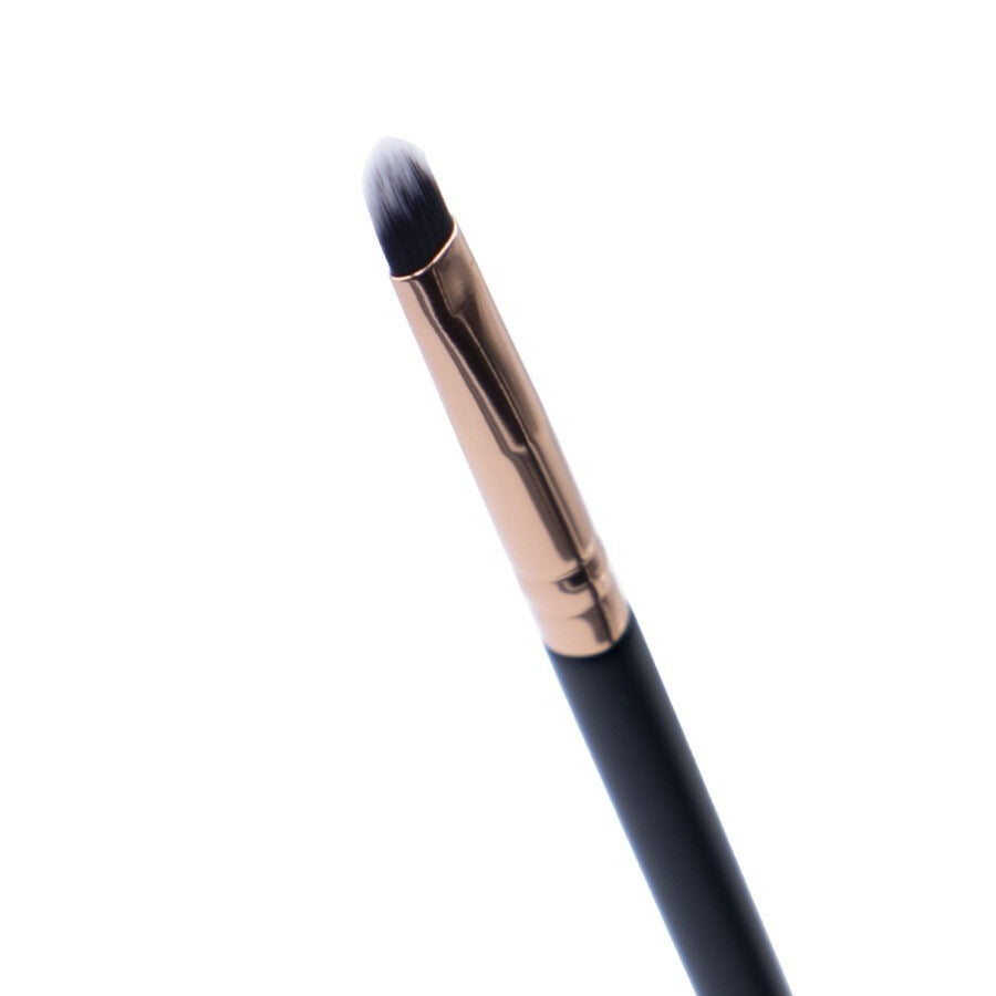 Layla Cosmetics Lip and Eye E116 - Pensula Pentru Buze si Ochi